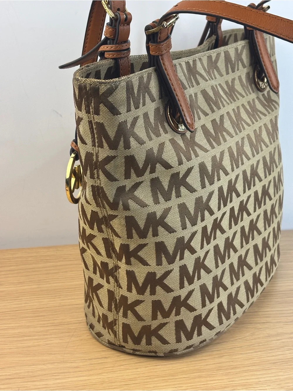 Michael Kors Jet Set Signature Jacquard Tote Bag - Picture 6 of 16